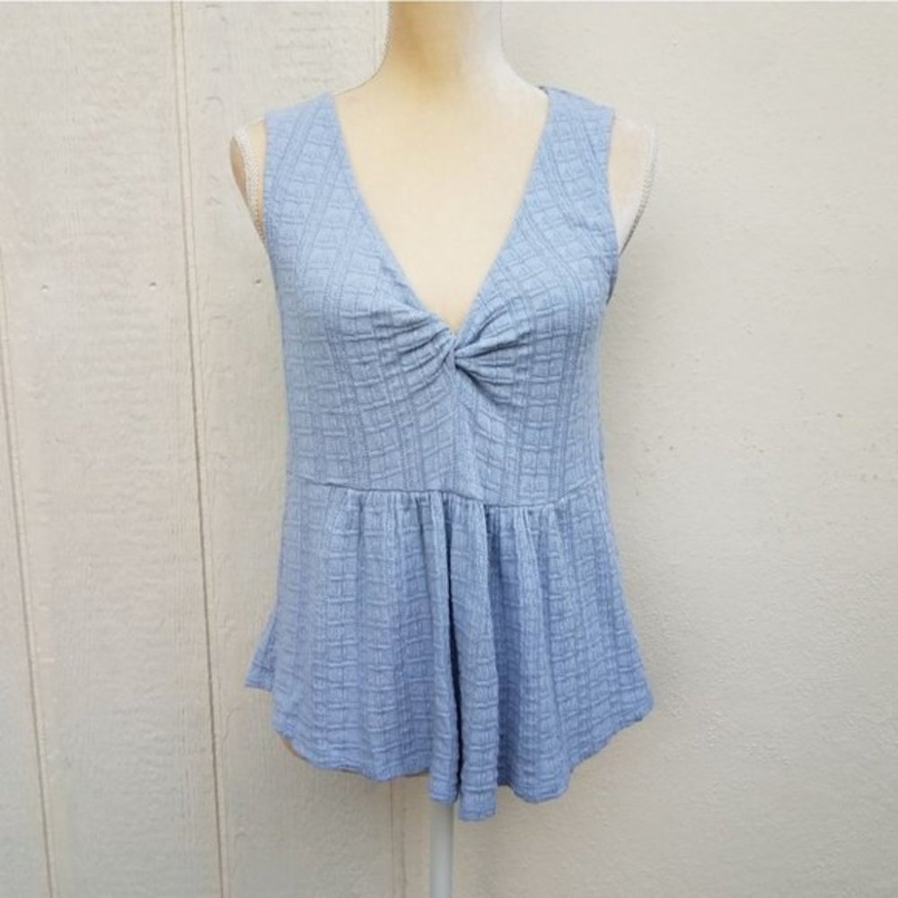 Lucky brand peplum style blue sleeveless top blouse size small